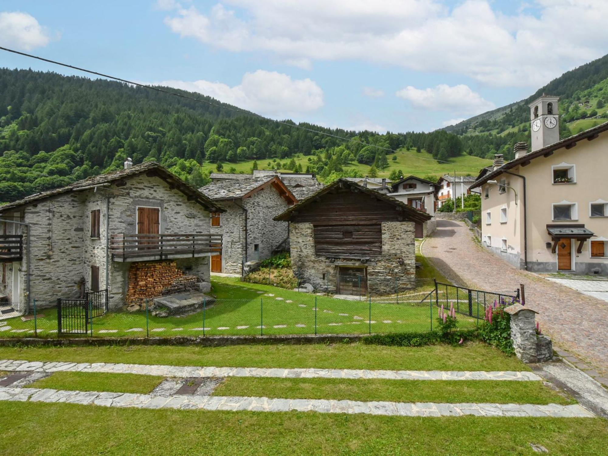 Apartment Isola Di Madesimo Apartments-2 By Interhome Екстер'єр фото
