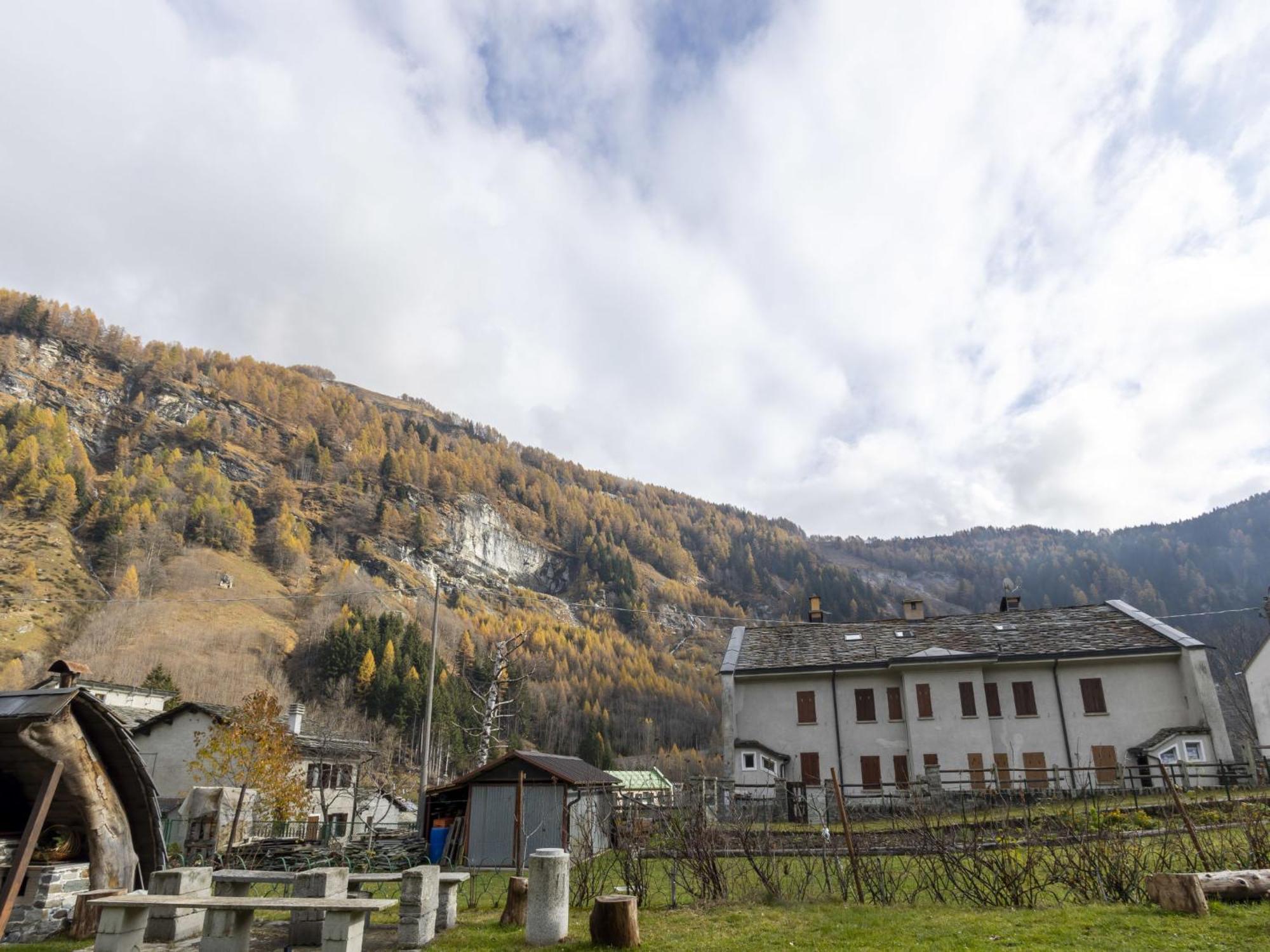 Apartment Isola Di Madesimo Apartments-2 By Interhome Екстер'єр фото